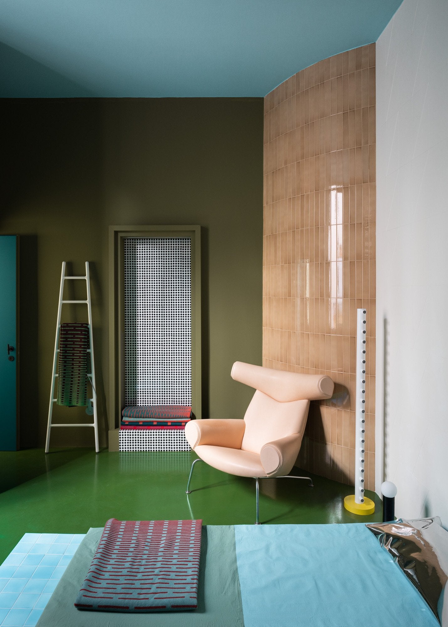 Blue Smoke Paint Sample 100 ml