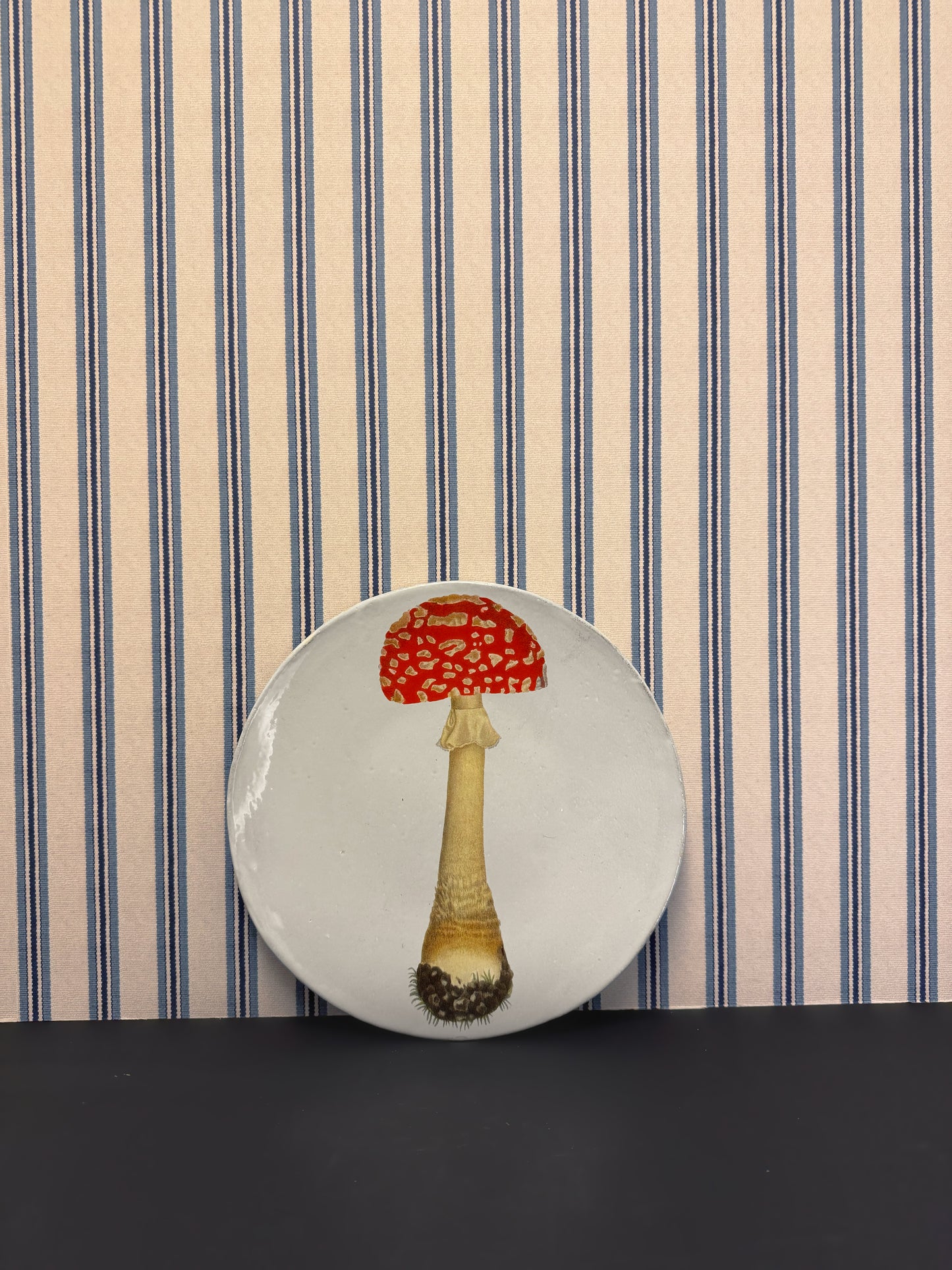 Agaric Fausse Oronge Dinner Plate