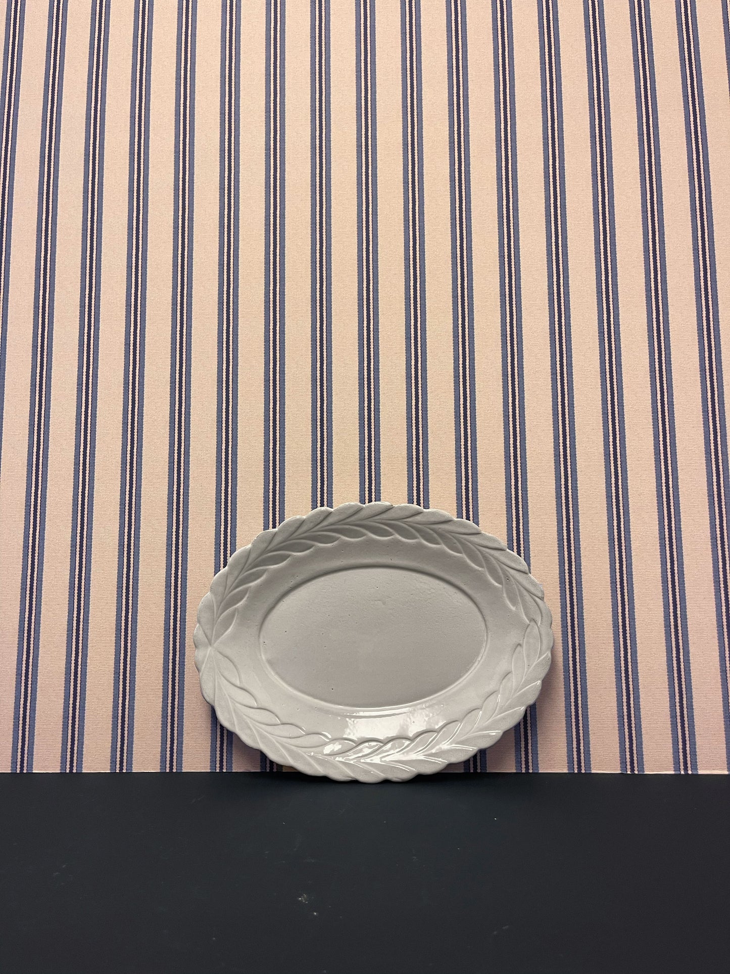Oval Cesar Platter with Laurels