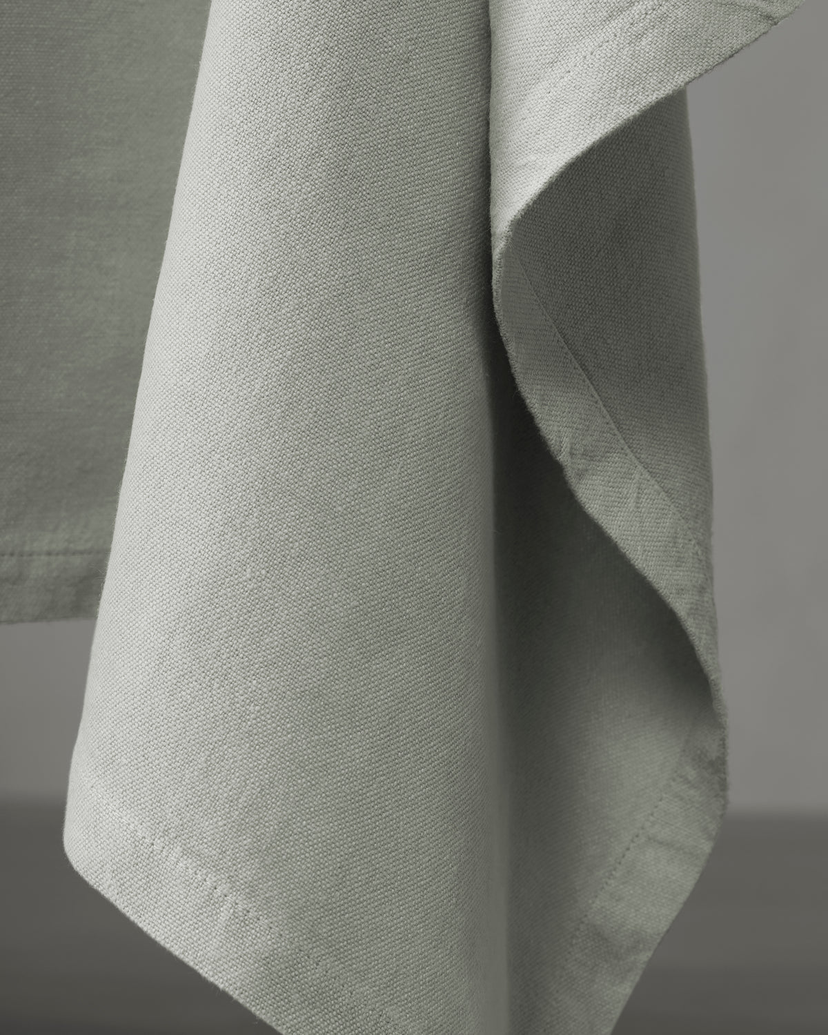 Bon 170x300 cm table cloth Tisana