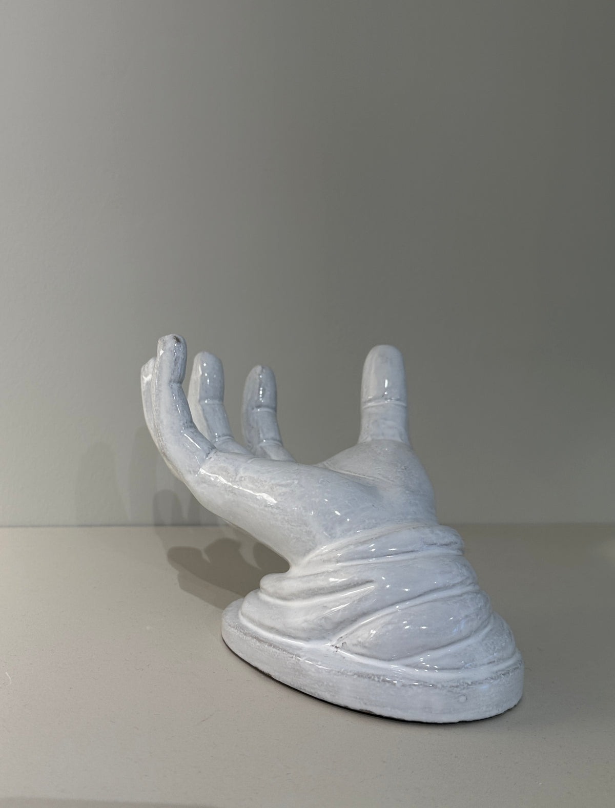 Hand candle stand