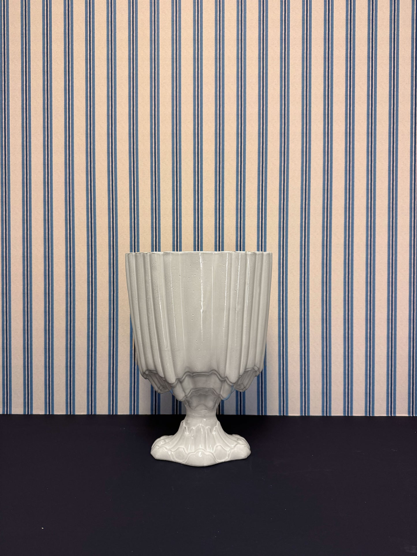 Rocaille Vase