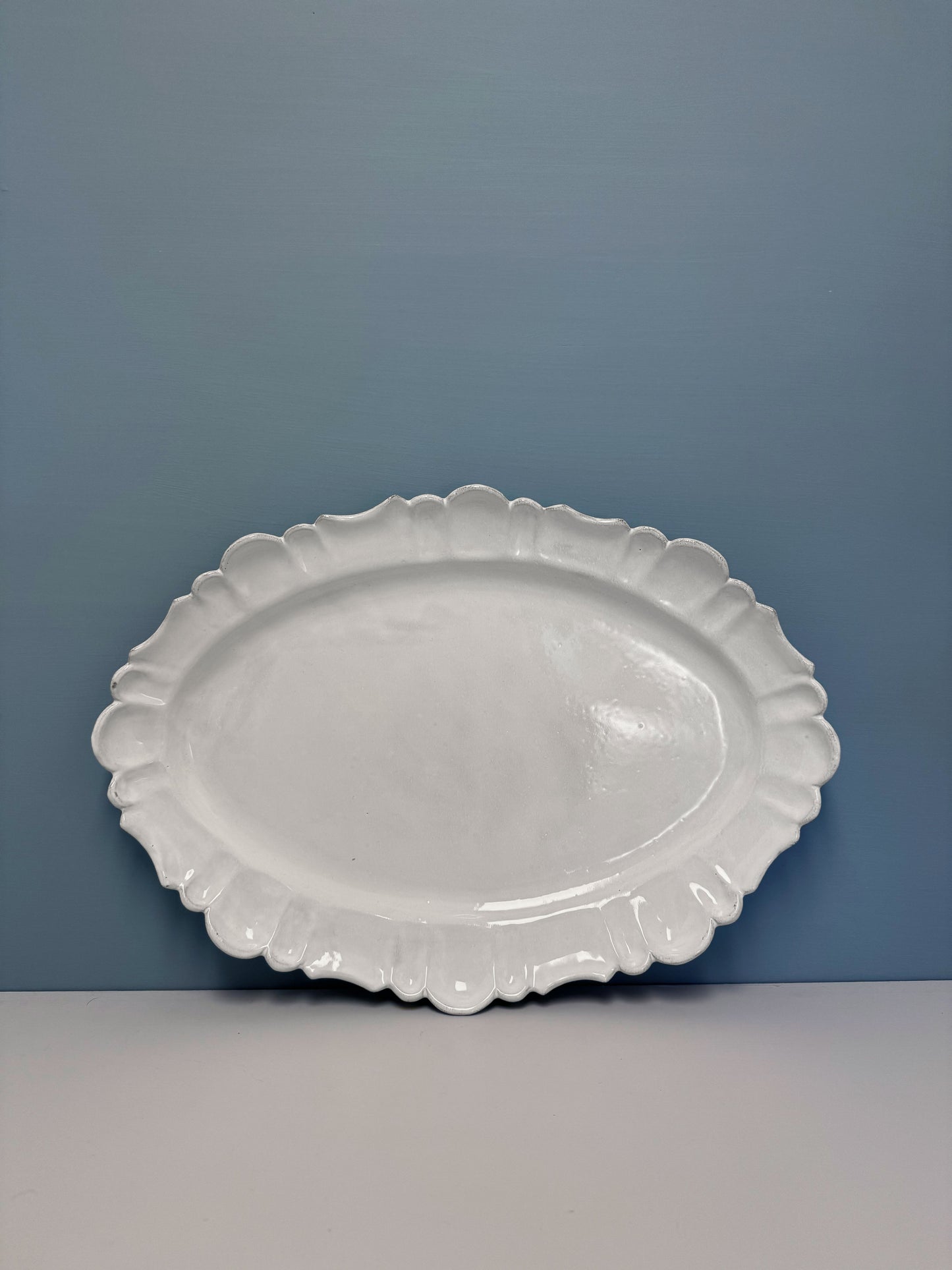 Bord wit 33cm reliëf Waves Spal Porselanas 9222033 Bord wit 33cm reliëf Waves Spal Porselanas 9222033