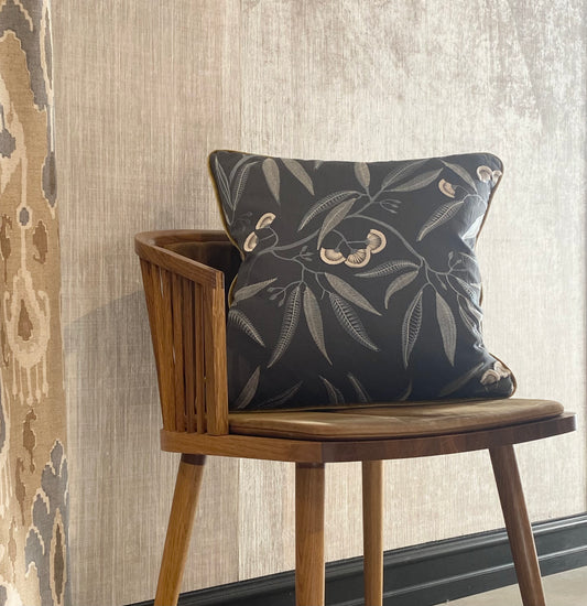 HEIM Collection Cushion
