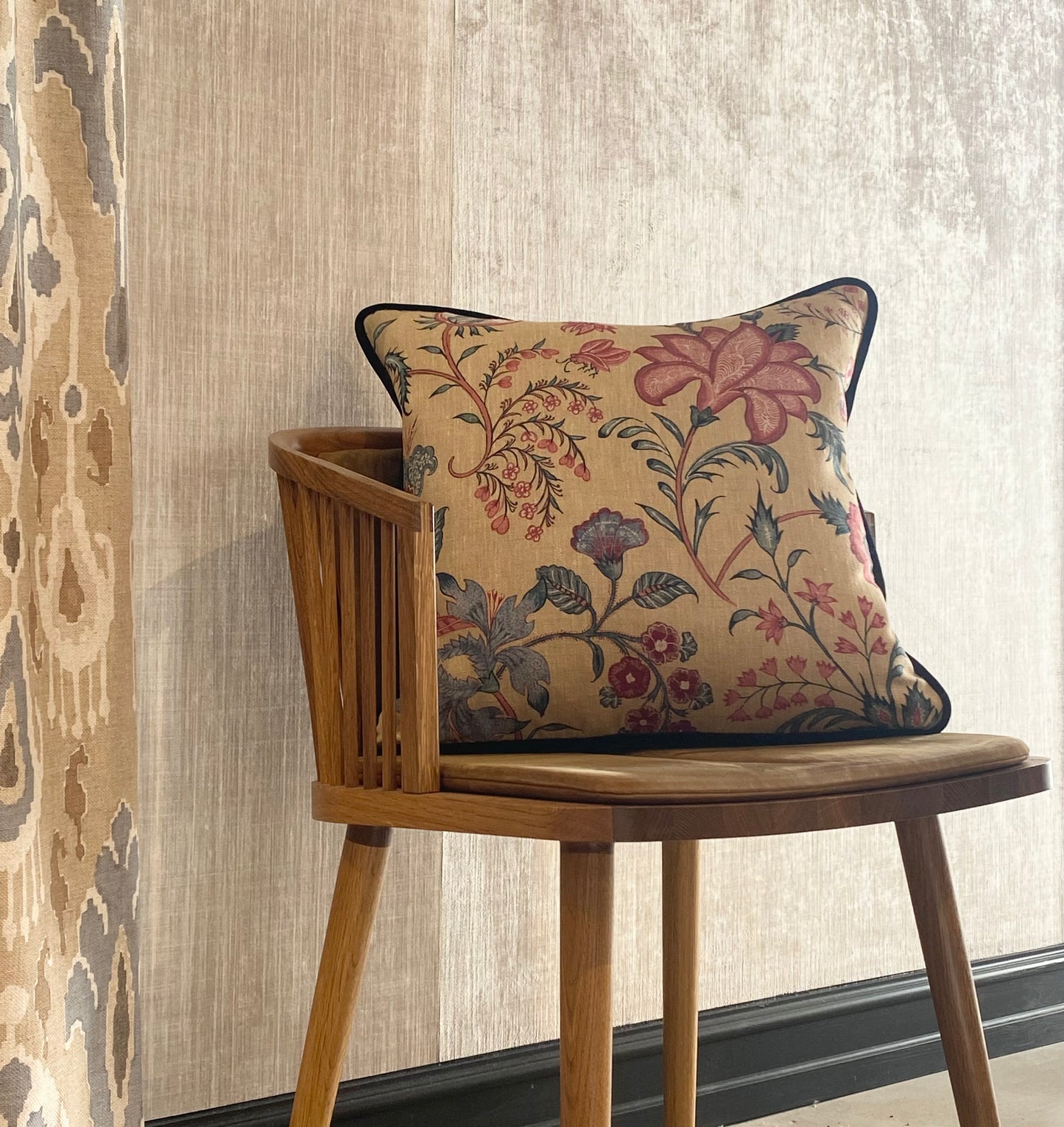 HEIM Collection Cushion