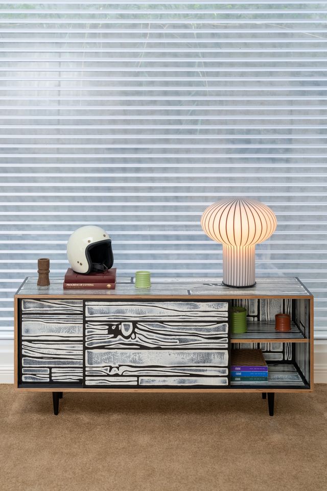 T6 Table Lamp