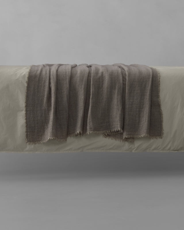 Tiub throw 160x240 cm Fumo