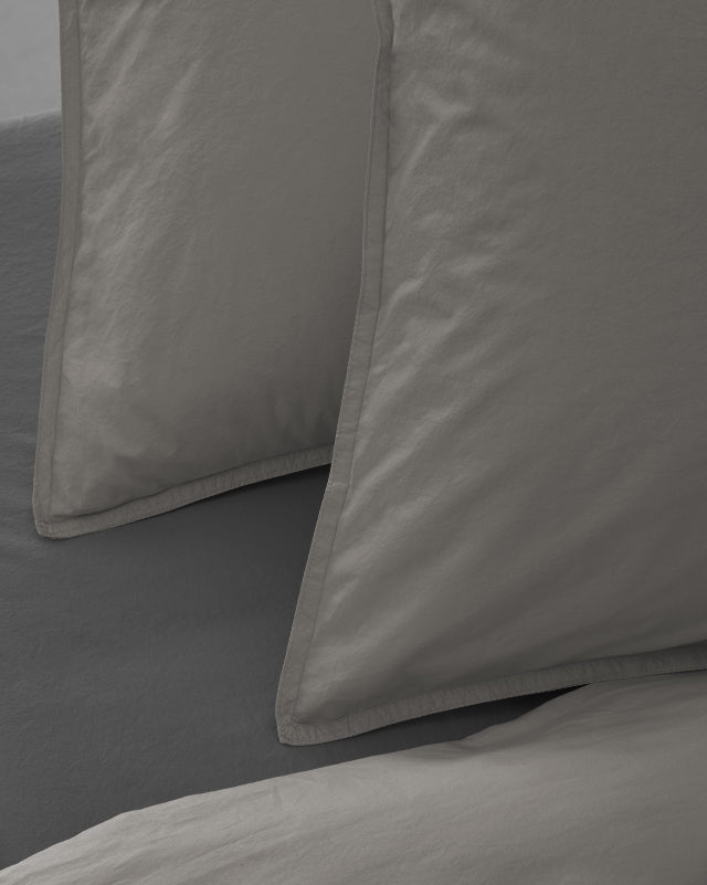 Nite pillow case 65x65 cm Fumo